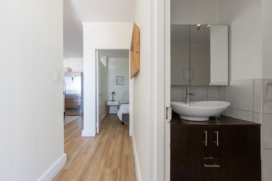 2 Bedroom Property for Sale in Cape Town City Centre Western Cape